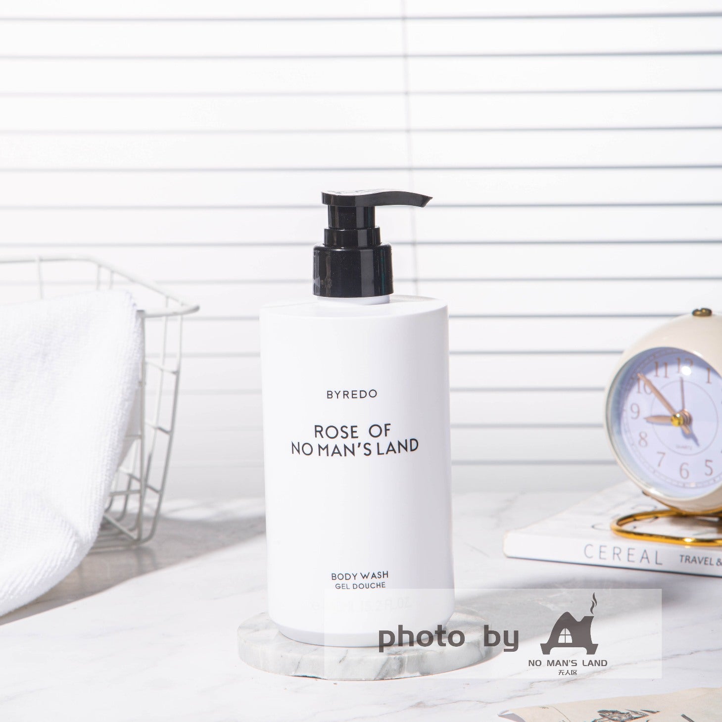 BYREDO_ROSE_OF_NO_MAN_S_LAND_shower_gel_details