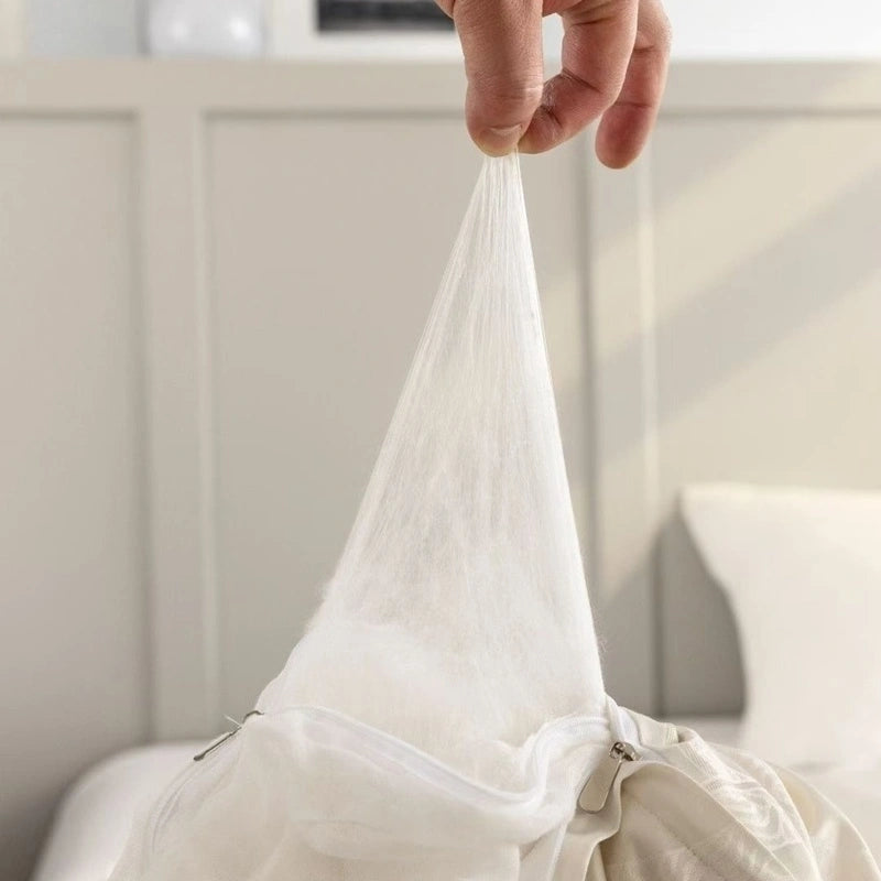 Luxury Hotel Bedding | Bvlgari Hotel Silk Quilt
