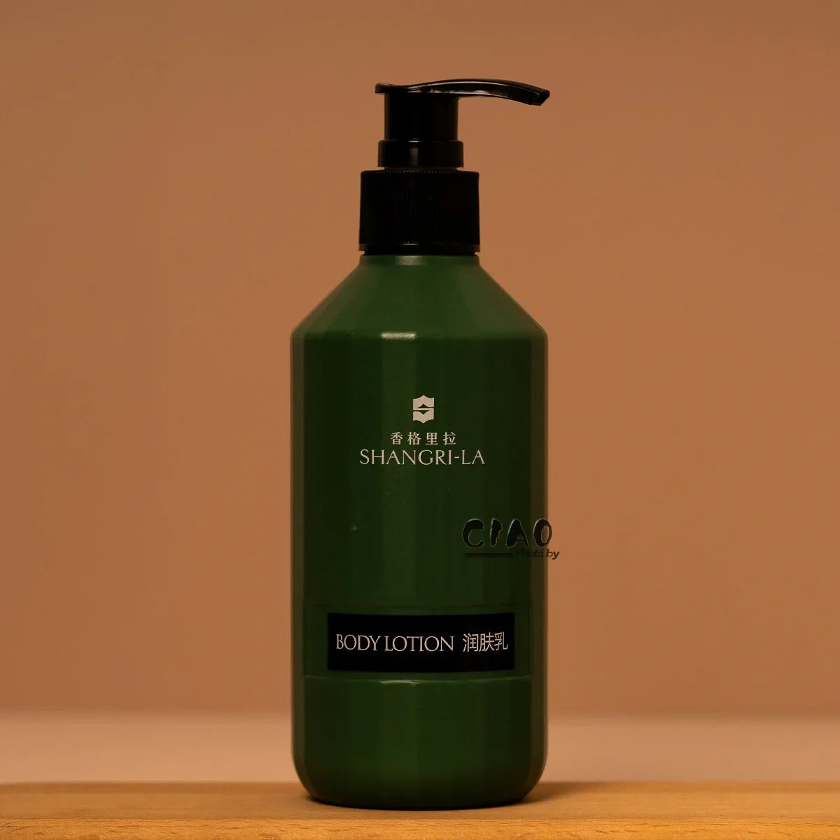 SHANGRI-LA Shampoo & Conditioner & Body Lotion & Shower Gel 300ML