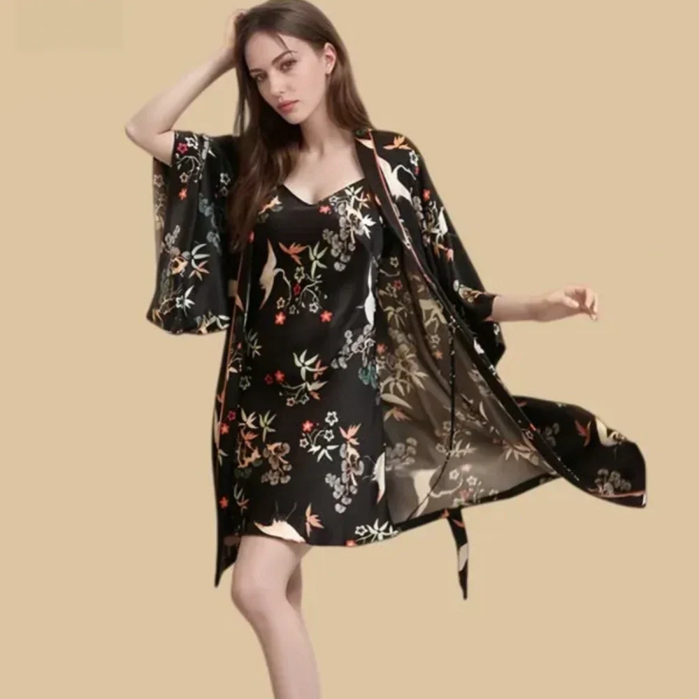 100% Mulberry Silk 16Momme Printed V-neck Nightgown &amp; Kimono Robe Set