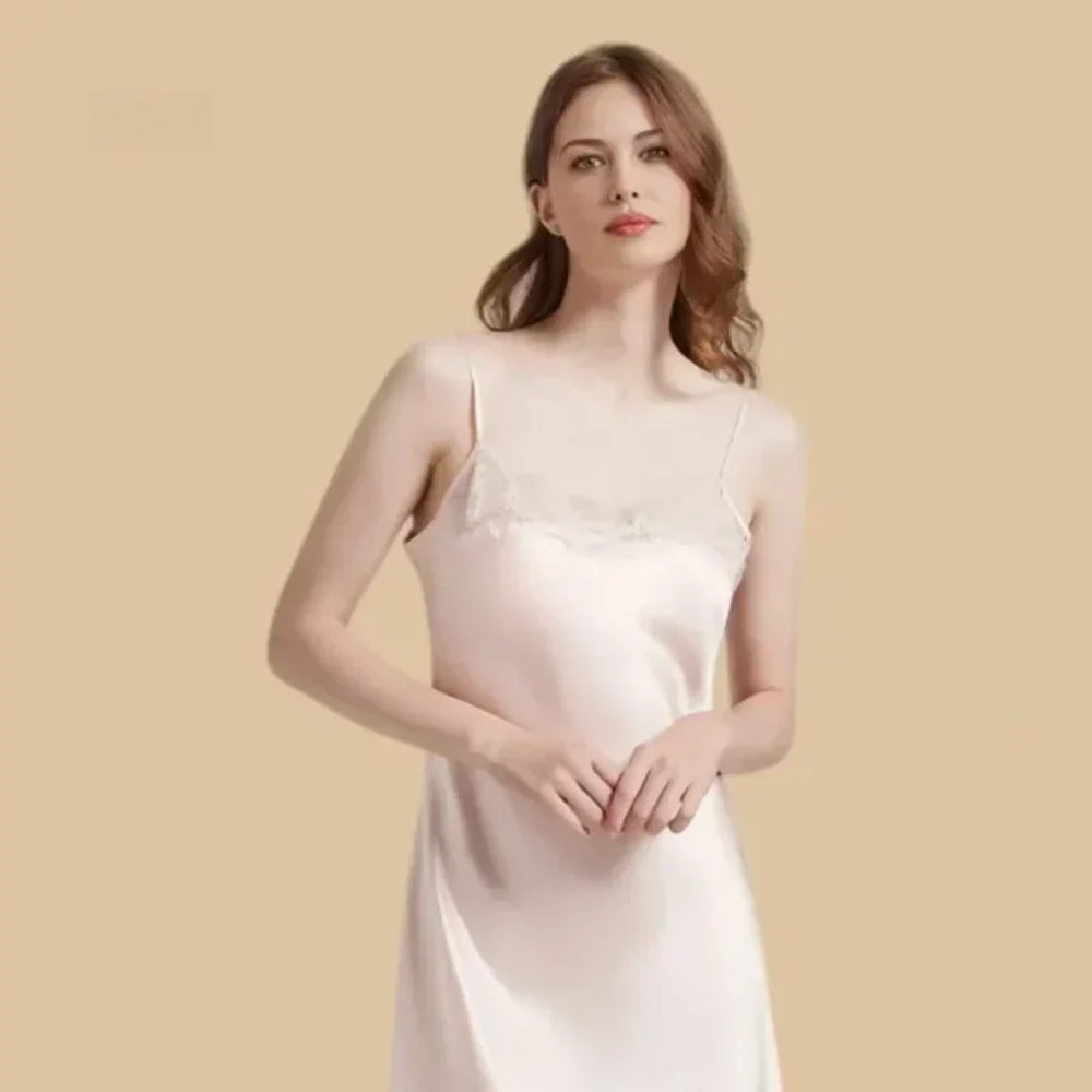 100% Mulberry Silk 19Momme Nightgown &amp; Robe Set with Lace Trim Design