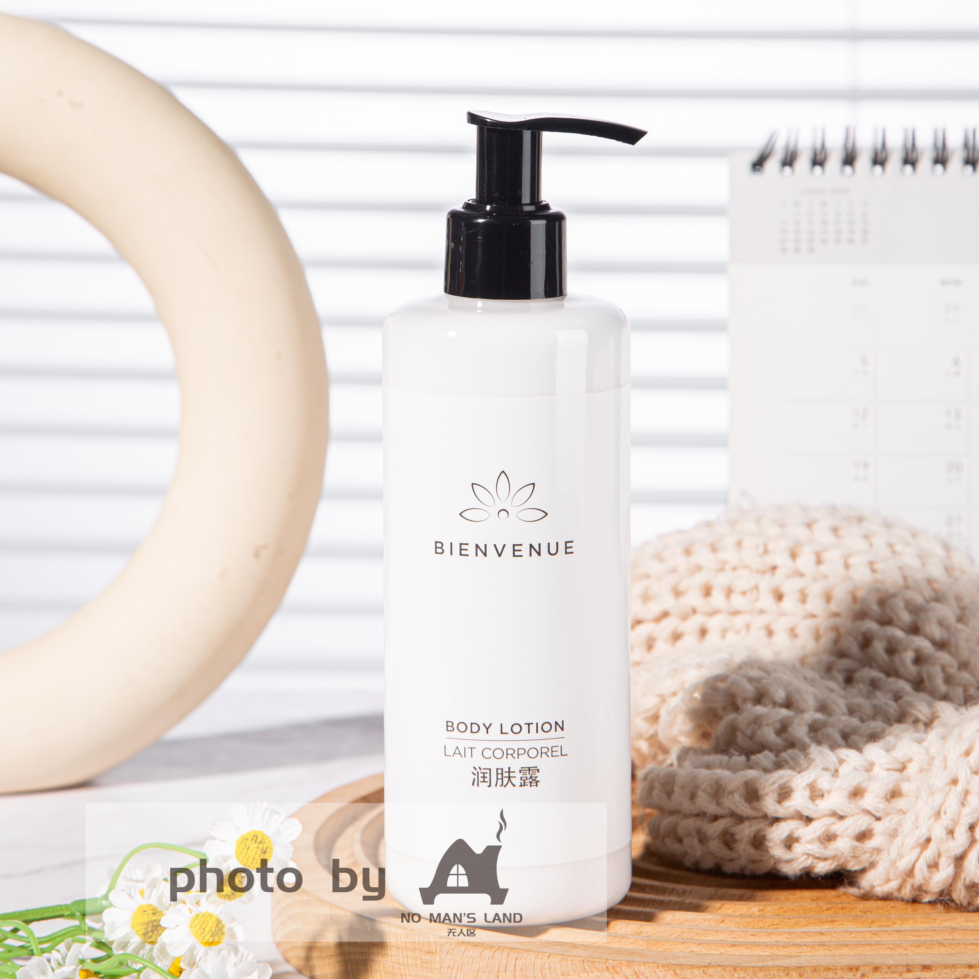 BIENVENUE Shampoo &amp;amp; Spülung &amp;amp; Körperlotion &amp;amp; Duschgel &amp;amp; Handseife 300 ml 