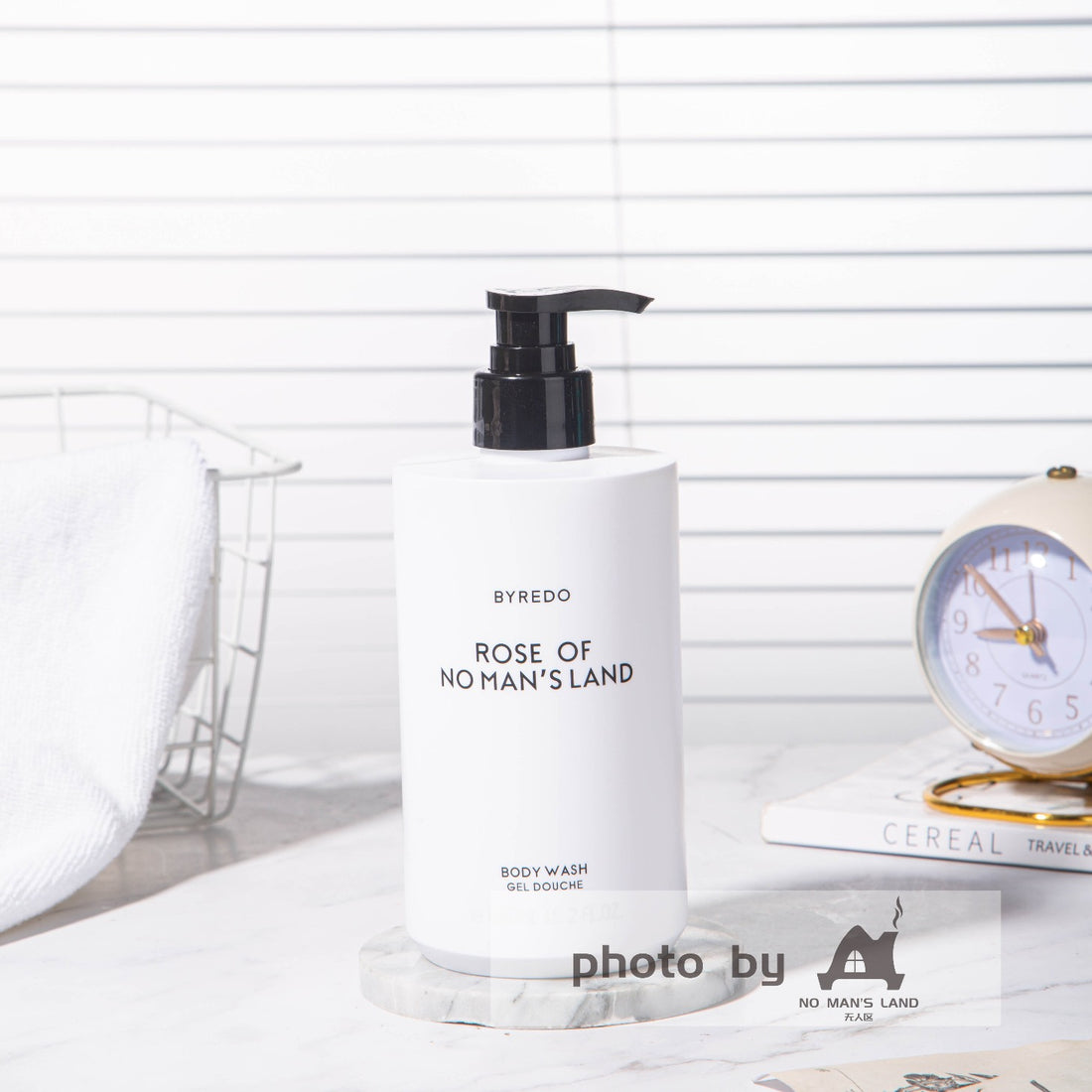 BYREDO_ROSE_OF_NO_MAN_S_LAND_shower_gel_details