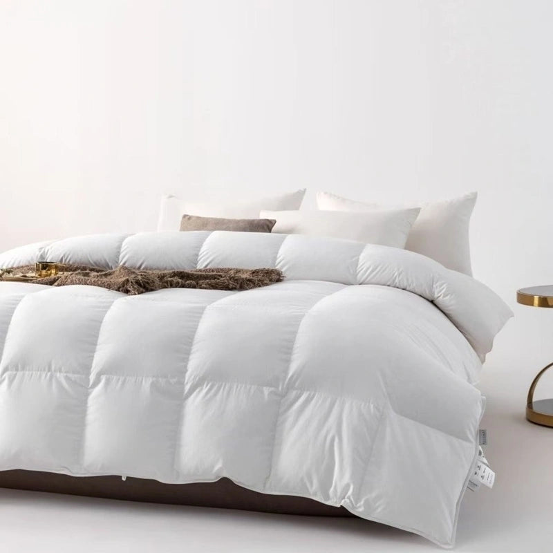 Bvlgari Hotel Bedding Down Quilt